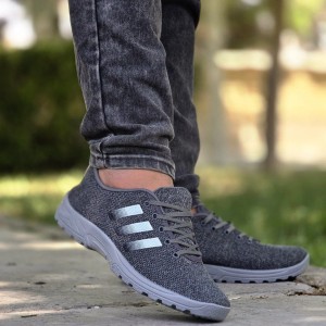 حرااااج  کفش اسپرت مردانه مدل آدیداس پرفروش و خاص رنگ مشکی سفید باارسال رایگان