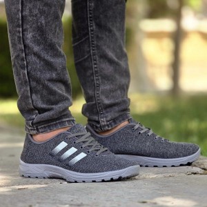 حرااااج  کفش اسپرت مردانه مدل آدیداس پرفروش و خاص رنگ مشکی سفید باارسال رایگان