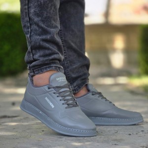 حراج فوق العاده کفش اسپرت مردانه پسرانه  مدل ونس  مناسب برای خاص  پسند ها رنگ طوسی