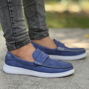 حراج استثنایی کفش  کالج مردانه پسرانه شیک وجذاب رنگ سورمه ای باارسال رایگان