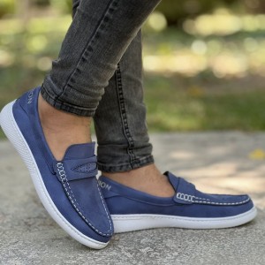 حراج استثنایی کفش  کالج مردانه پسرانه شیک وجذاب رنگ سورمه ای باارسال رایگان