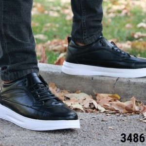 فروش شگفت انگیز کفش اسپرت مردانه پسرانه  راحت و شیک  رنگ مشکی  ارسال رایگان