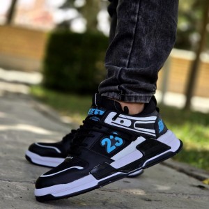 تخفیف ویژه کفش اسپرت مردانه پسرانه مدل جردن 23 رنگ مشکی آبی  زیره سفید  زیبا و خاص با ارسال رایگان