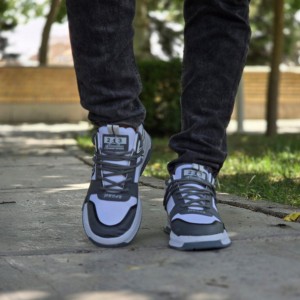 تخفیف ویژه کفش اسپرت مردانه پسرانه مدل جردن 23 رنگ مشکی آبی  زیره سفید  زیبا و خاص با ارسال رایگان