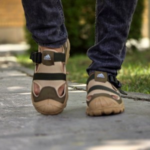 فرووووش خاص کفش تابستانه مردانه  زیبا  و شگفت انگیز  رنگ کرمی  باارسال رایگان