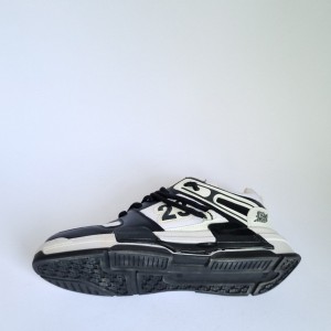 فروش استثنایی کفش اسپرت مردانه پسرانه مدل جردن 23 رنگ طوسی سفید جذاب  با ارسال رایگان