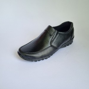 فروش جذاب کفش مجلسی اداری مردانه پسرانه پرطرفدار و خاص رنگ مشکی  باارسال رایگان