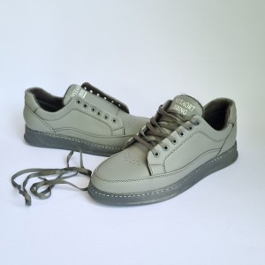 فروش هیجان انگیز کفش اسپرت مردانه پسرانه  مدل ونس  شیک و راحت رنگ طوسی زیره سفید با ارسال رایگان