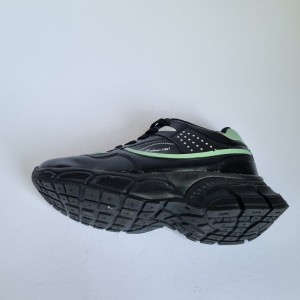 فروش  استثنایی کفش اسپرت دخترانه مدل فشیون بسیار باکیفیت و خاص  رنگ مشکی  باارسال رایگان