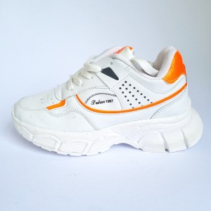 فروش  ویژه کفش اسپرت دخترانه مدل فشیون بسیار با کیفیت و مقاوم  رنگ  سفید نارنجی    باارسال رایگان