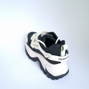 فروش  استثنایی کفش اسپرت دخترانه مدل فشیون بسیار شیک و جذاب  رنگ مشکی سبز   باارسال رایگان