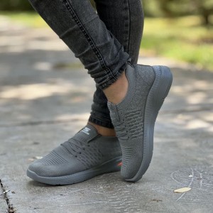 فروش ویژه کفش اسپرت مردانه پسرانه طبی  مدل جدید   شیک و جذاب رنگ طوسی کد3760