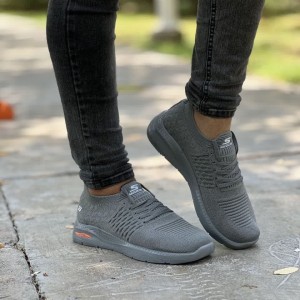 فروش ویژه کفش اسپرت مردانه پسرانه طبی  مدل جدید   شیک و جذاب رنگ طوسی کد3760