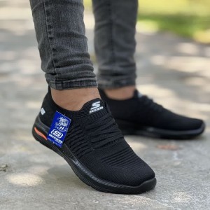 حراج به روز کفش اسکیچرز  زنانه  طبی جدید و بادوام رنگ مشکی باارسال رایگان