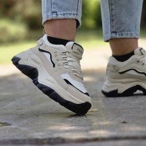 کفش اسپرت ونس دخترانه زنانه مدل فشیون رنگ سفید طوسی قرمز شیک