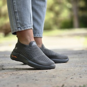 کفش اسپرت زنانه و دخترانه  جورابی مدل fashion رنگ مشکی صورتی