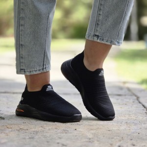 فروش جذاب  کفش اسپرت زنانه و دخترانه  جورابی مدل اسکیچرز شیک و دلبر رنگ طوسی باارسال رایگان