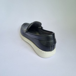 فروش فوق العاده  کفش اسپرت مردانه پسرانه مدل  جدید راحت و مناسب پیاده روی با ارسال رایگان