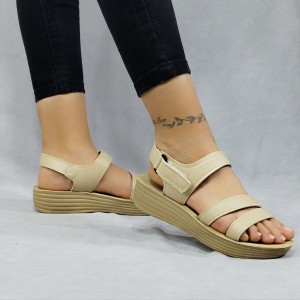 کفش صندل تابستانه زنانه دخترانه مدل طبی چسبی رنگ کرمی
