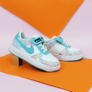 کفش کتونی  اسپرت بچگانه مدل نایک سفید ابی