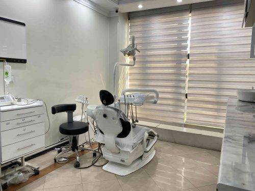 خدمات دندانپزشکی دکتر میر محمدی ( ایمپلنت )