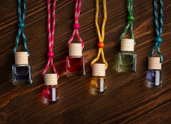 لیست 10 تایی از بهترین عطر برای ماشین