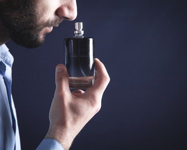 اسامی و لیست بهترین عطر دانشگاه (2025-1404)