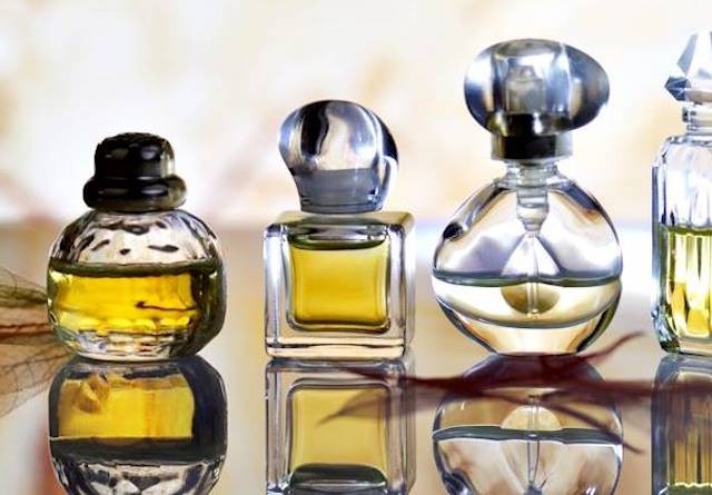 اسامی و لیست بهترین عطر برای مدرسه (2025 1404)