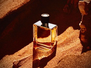 عطری که خط بو داشته باشد