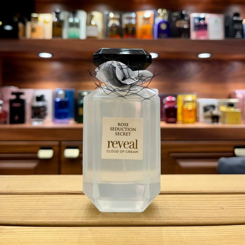 ادکلن زنانه ویکتوریا سکرت تیس کرم کلاود فراگرنس ورد100میل   (Fragrance World Victoria Secret Tease Crème Cloud)