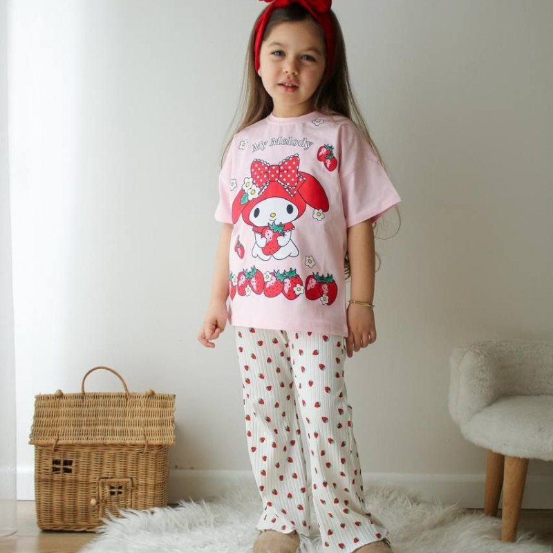 ست تیشرت شلوار ملودی توت فرنگی ترک