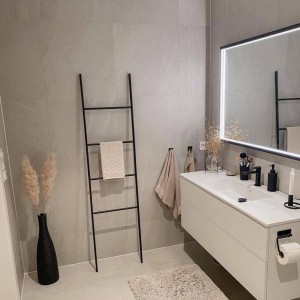 استند حوله نردبان