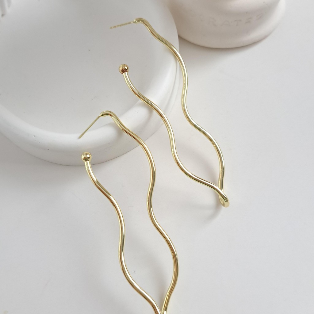 گوشواره گل برگ انتزاعی طرح زارا
