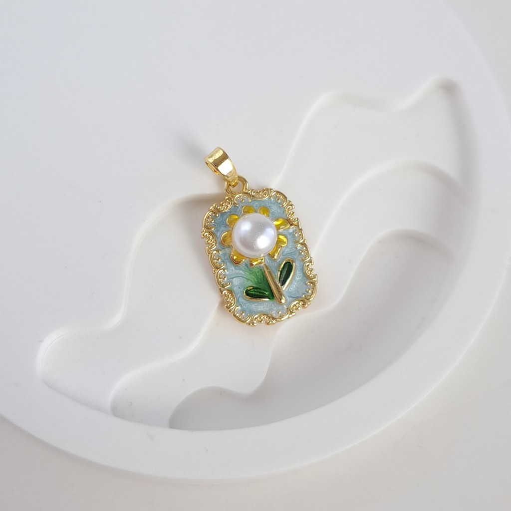 آویز بدون زنجیر گل مروارید