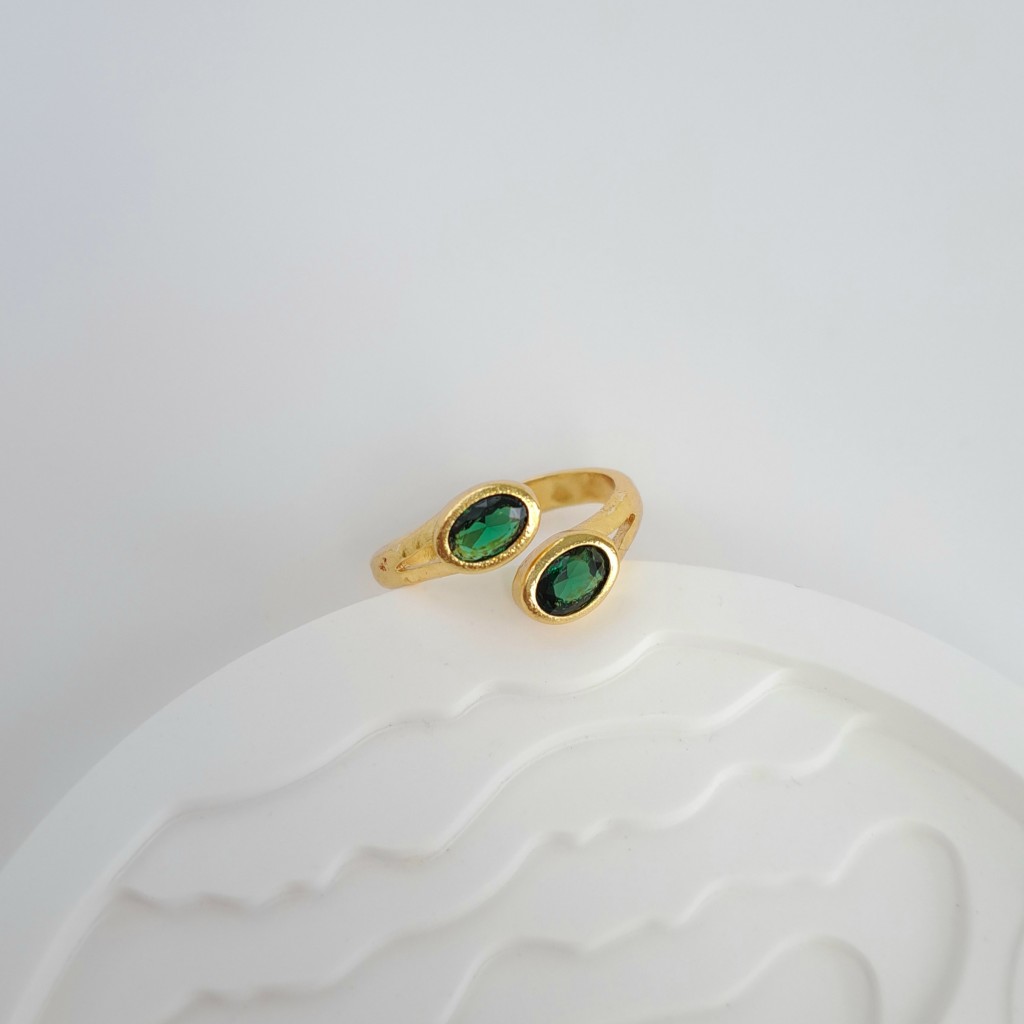 انگشتر وینتیج اروپایی دو نگین سبز*