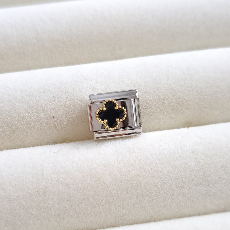 چارم نومینیشن ونکلیف مشکی کوچک پایه نقره ای