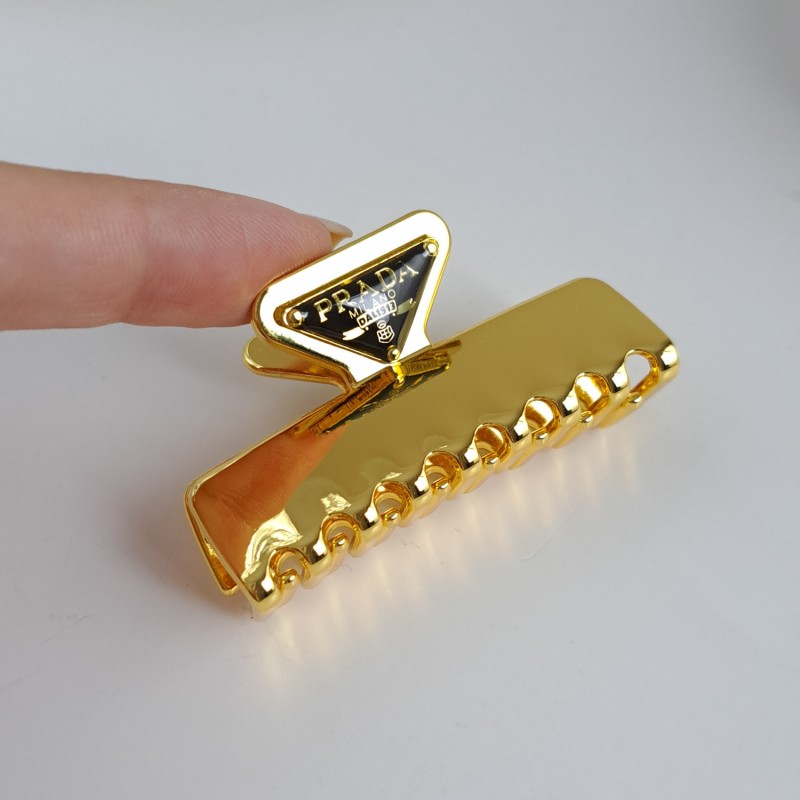 گیره موی برند پرادا بزرگ ( مستر )