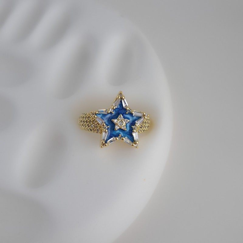 انگشتر ستاره آبی