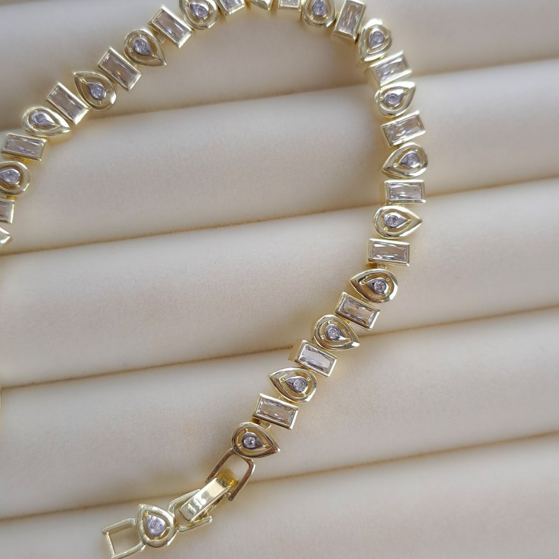 دستبند طرح طلای اشک و نگینهای شفاف*