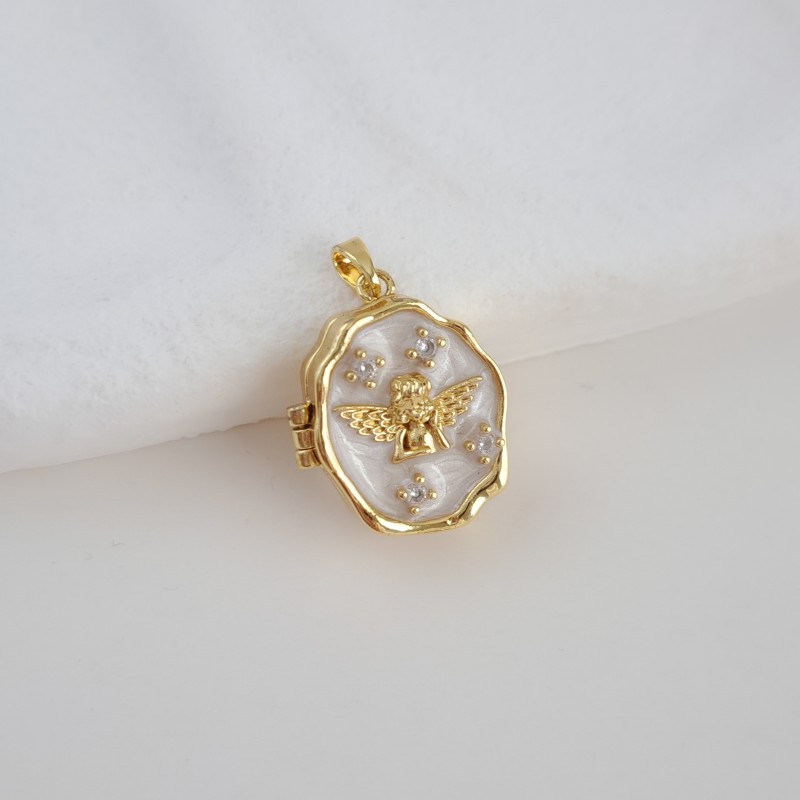 گردنبند لاکت سفید صدفی طرح فرشته*