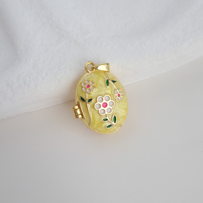 گردنبند لاکت بیضی شاخه گل میناکاری زرد*