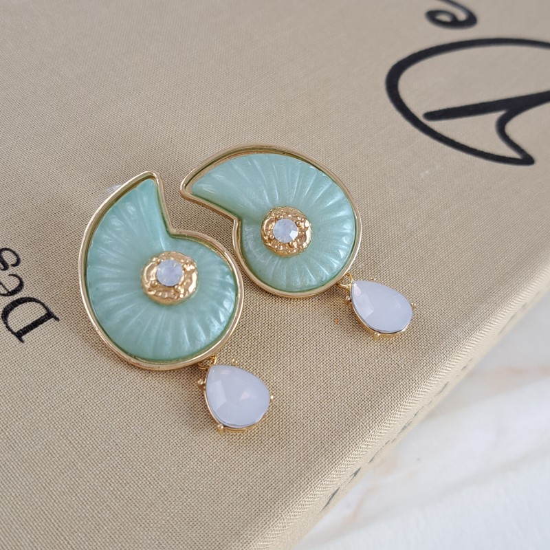 گوشواره حلزون سبز دایره طلایی