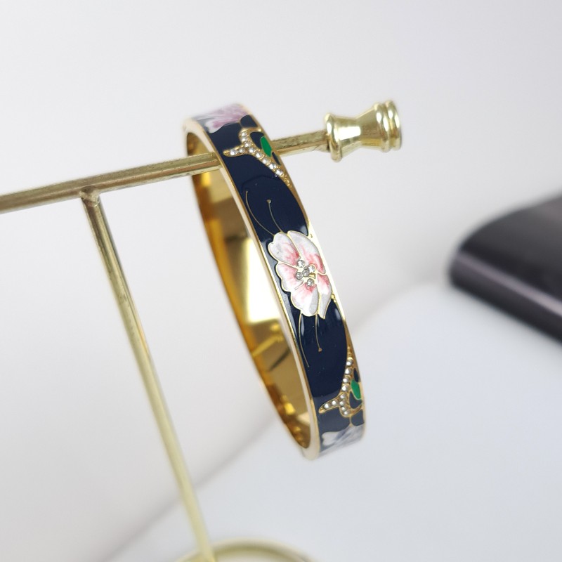 دستبند استیل میناکاری مشکی گل سفید*