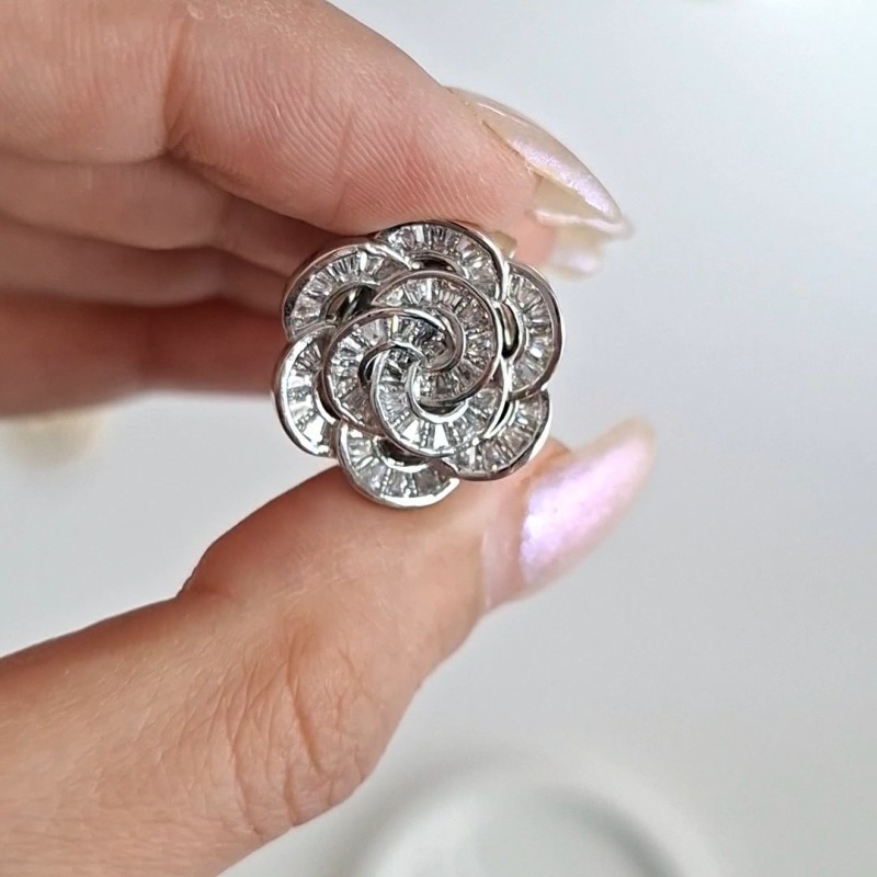 کاور دکمه گل تمام باگت نقره ای *