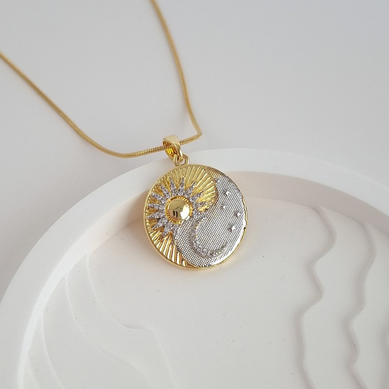 گردنبند خورشید و ماه و ستاره*