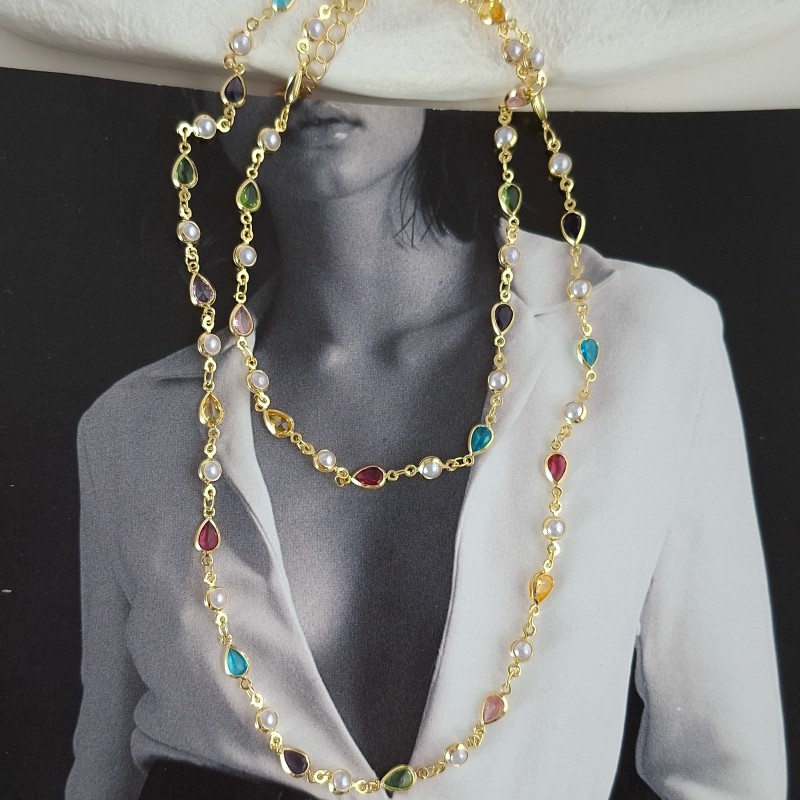 گردنبند رو لباسی نگین اشکی مولتی کالر