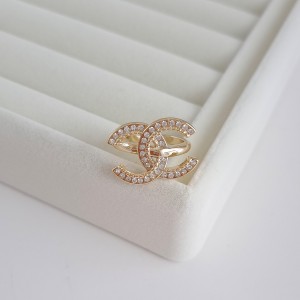 انگشتر شنل نگین دار مستر