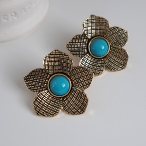 گوشواره زارا طرح گل وینتیج طلایی