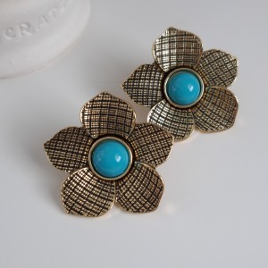 گوشواره زارا طرح گل وینتیج طلایی