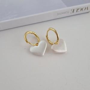 گوشواره کره ای قلب دو رنگ